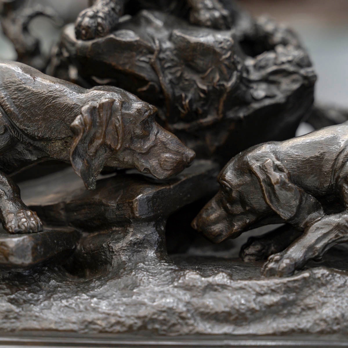 Sculpture - The Three Dogs At The Burrow , Jules Moigniez (1835–1894) - Bronze  -photo-6