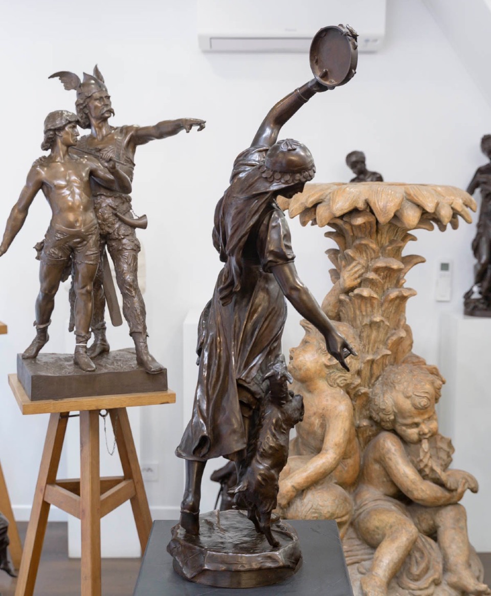 Sculpture - Esmeralda , Eugène Marioton (1854-1933) - Bronze  -photo-5