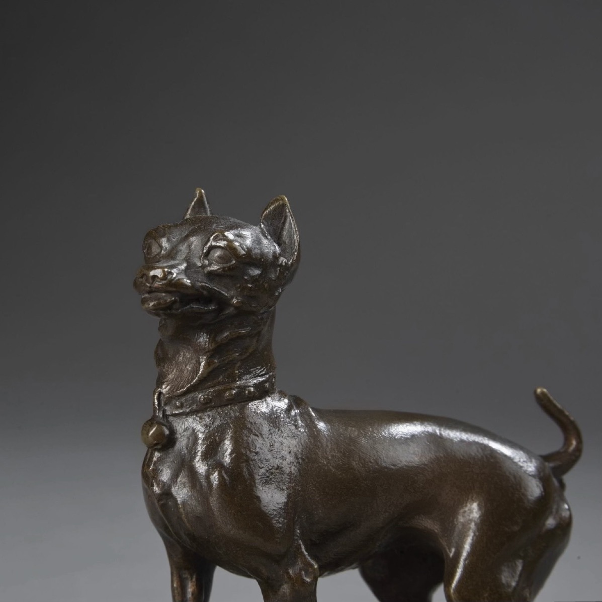 Sculpture - La Chienne LUTINE , Pierre - Jules Mêne (1810-1879) - Bronze -photo-2