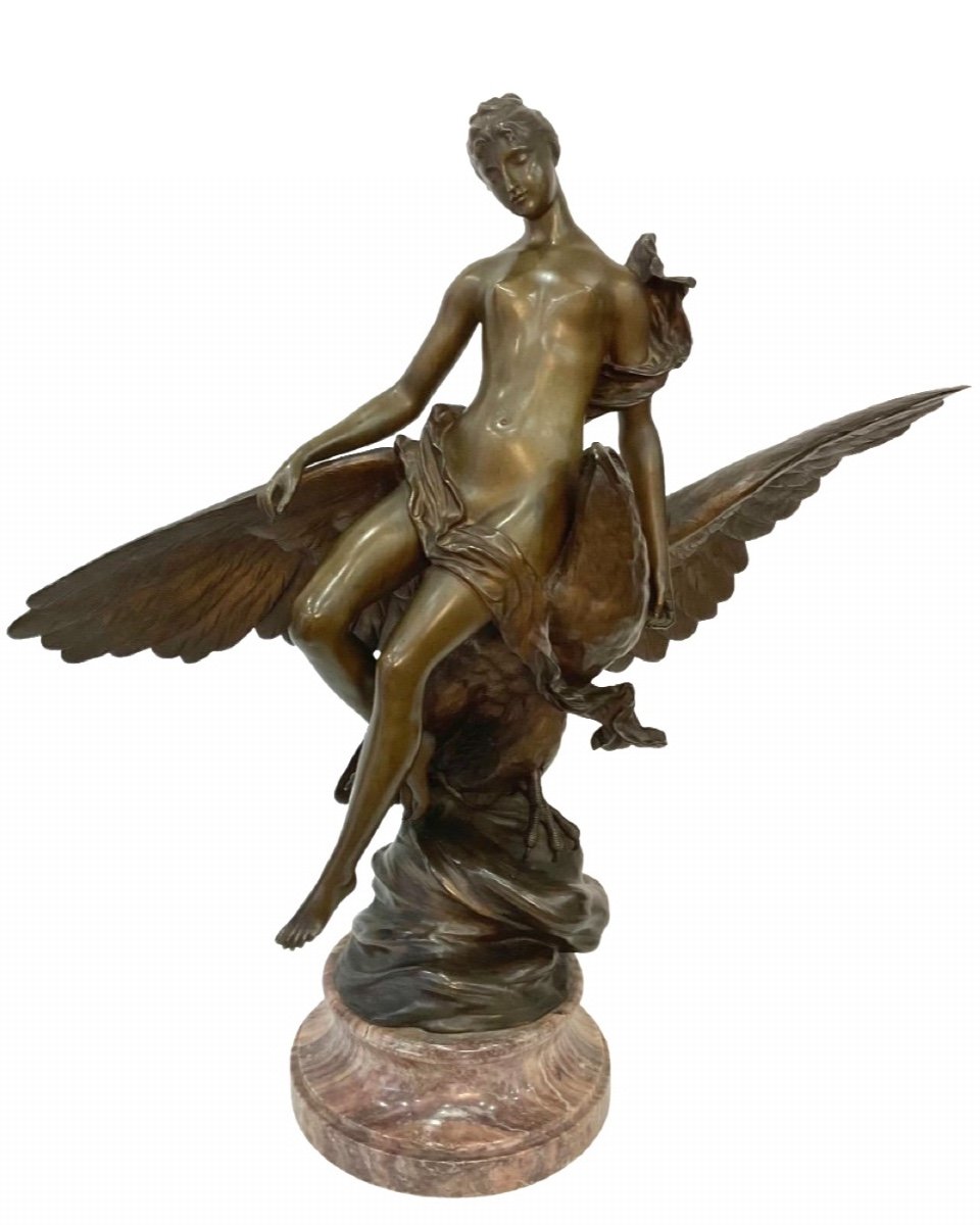 Sculpture - Hébé et l' Aigle de Jupiter par Benoît Lucien Hercule (1848-1913) - Bronze