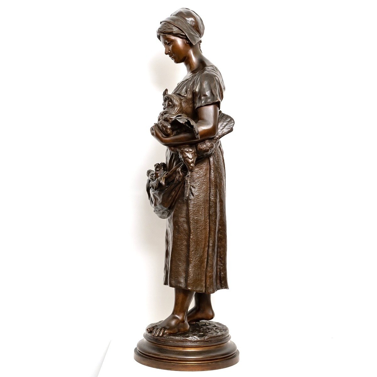 Sculpture - L' Éleveuse De Poules  ,  Alfred Barye (1839-1895) - Bronze XIX ème siècle-photo-2