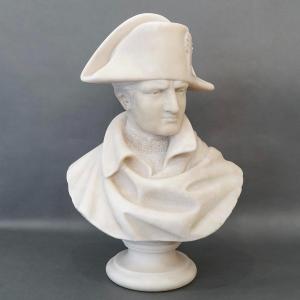 Sculpture - Buste De Napoléon Ier , Jean Auguste Barre (1811-1896) - Marbre