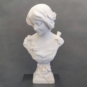 Sculpture - Jeune Fille Aux Marguerites , Louis - Antoine Gironiella (1871-1941) - Marbre