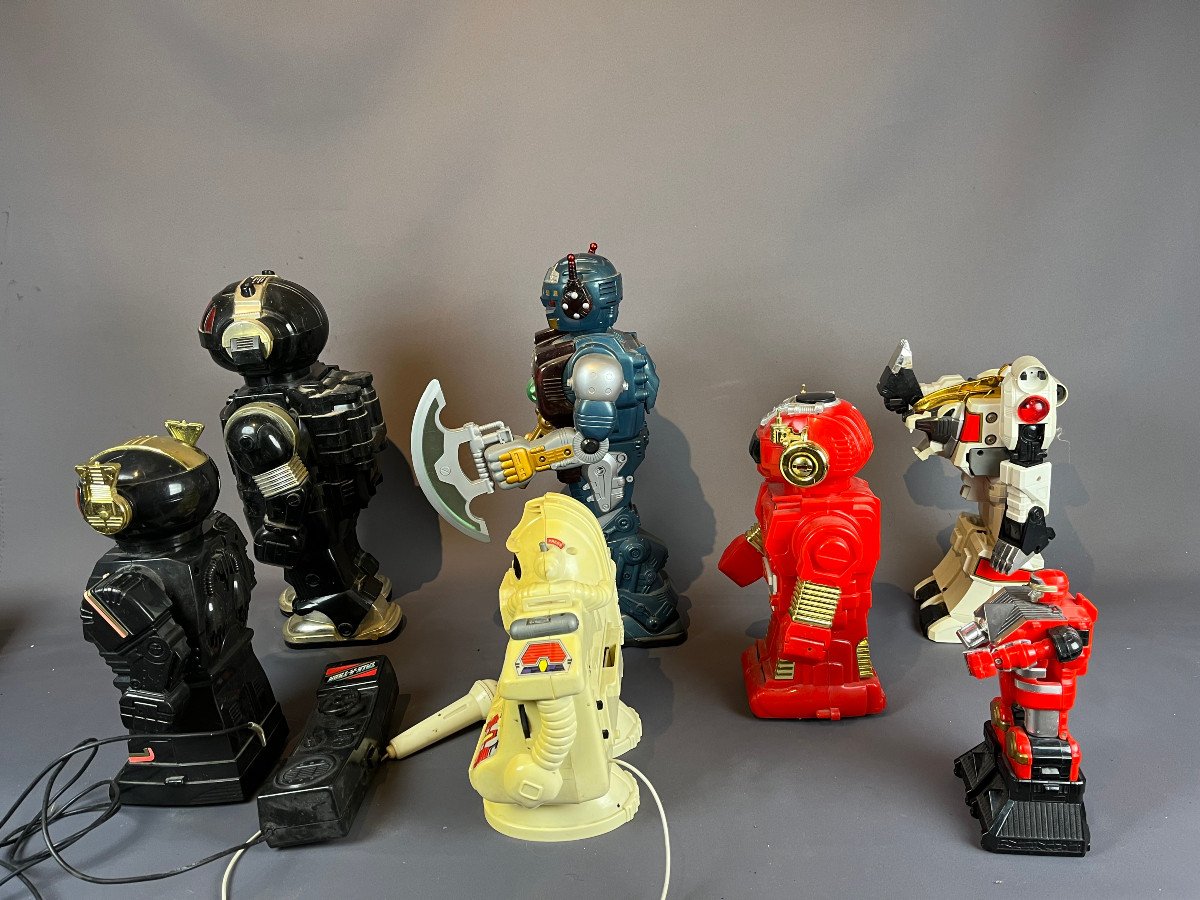 Un Lot De Robots Années  Années 80 à 2000-photo-2