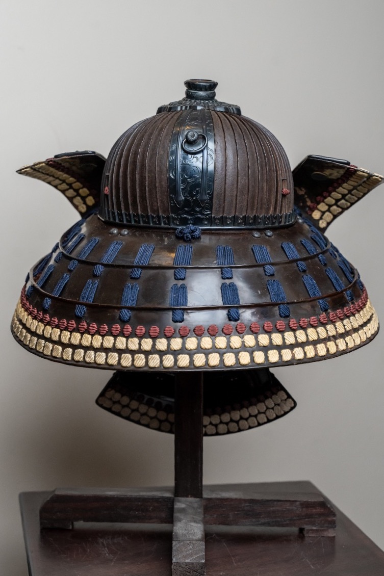 Suji Bachi Kabuto Decorated With Shakudo-photo-6
