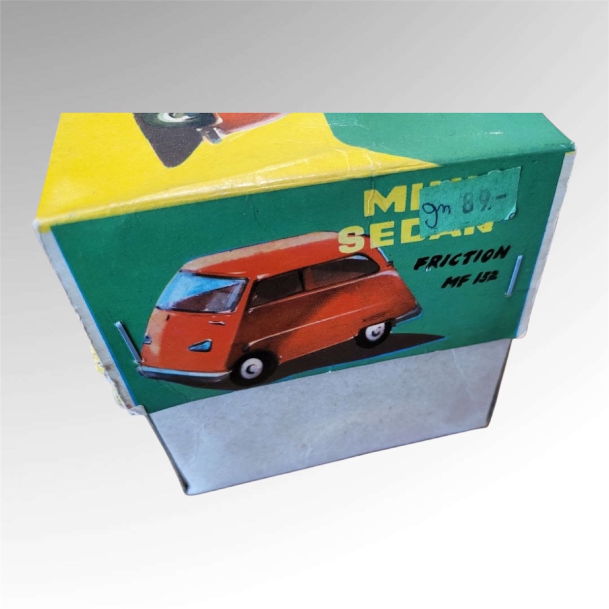 Mini sedan modèle F152 Chine-photo-4