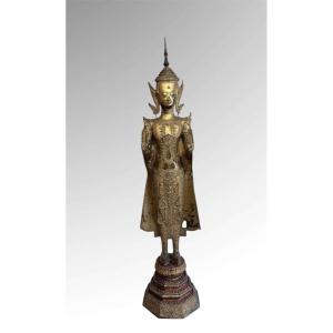 Grand bouddha paré,style  Rattanakosin ,Thailande 