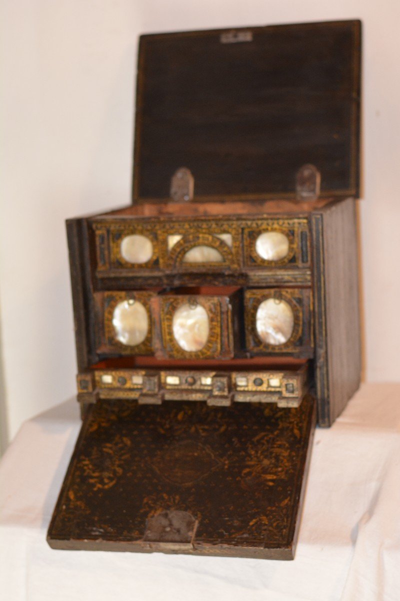 16th Century Venetian Cabinet-photo-5