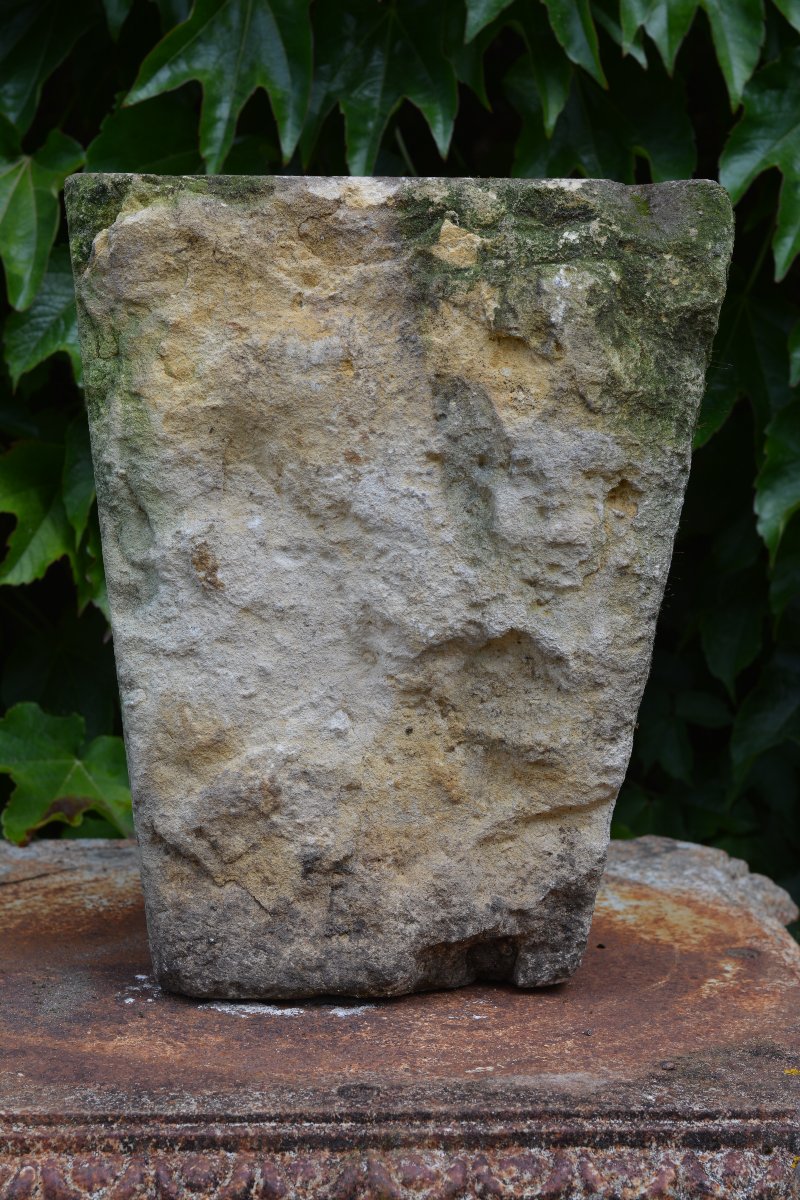 Keystone Late 17th Century-photo-4