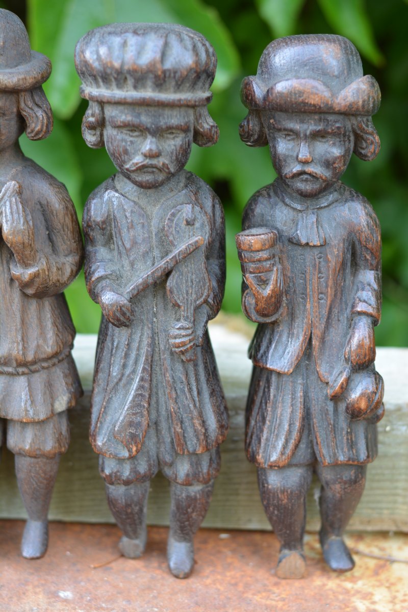 Six 17th-century Musicians-photo-3