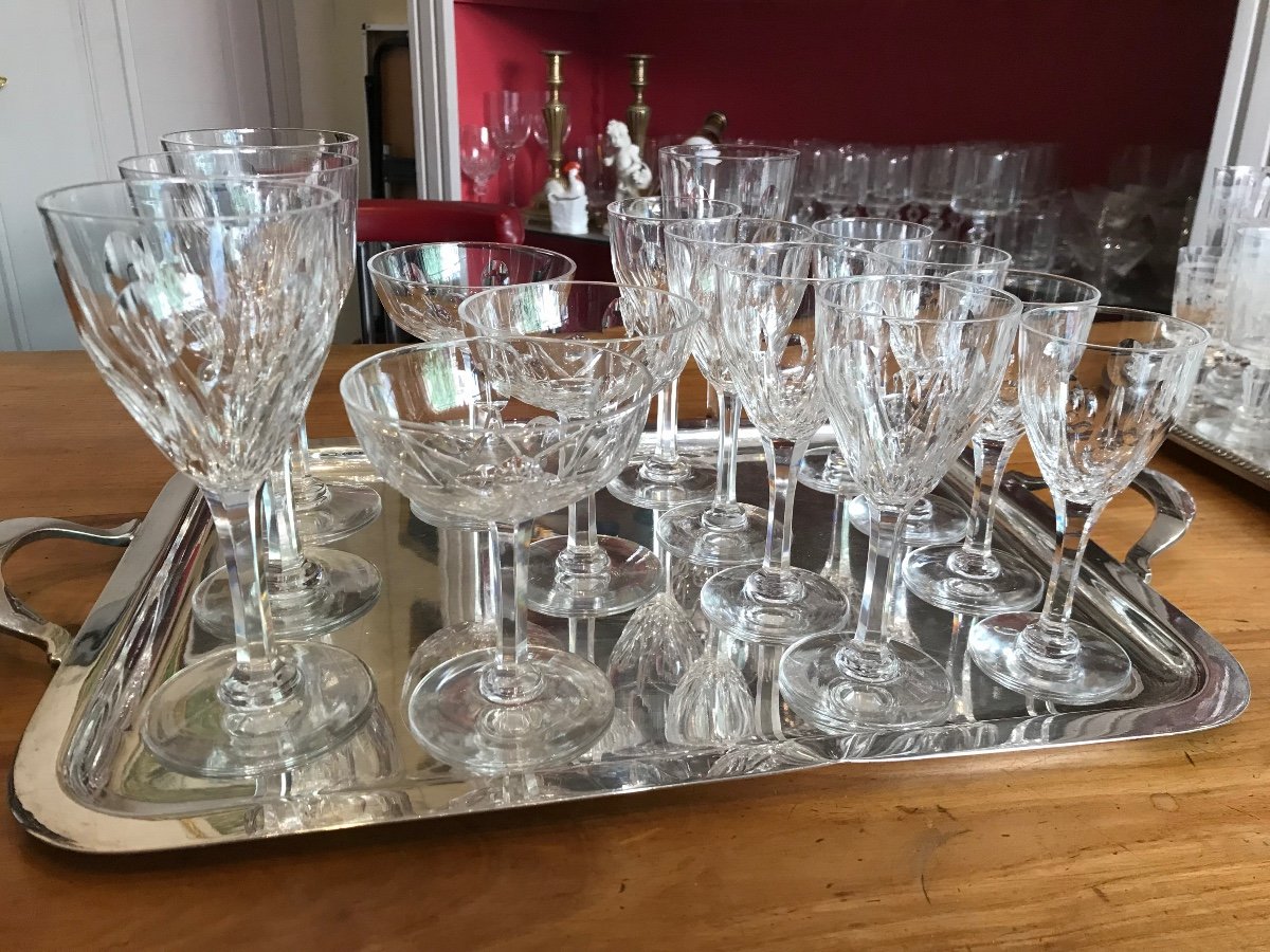 Saint Louis: partie de service de verre en cristal du modèle Vic 45 pièces -photo-5