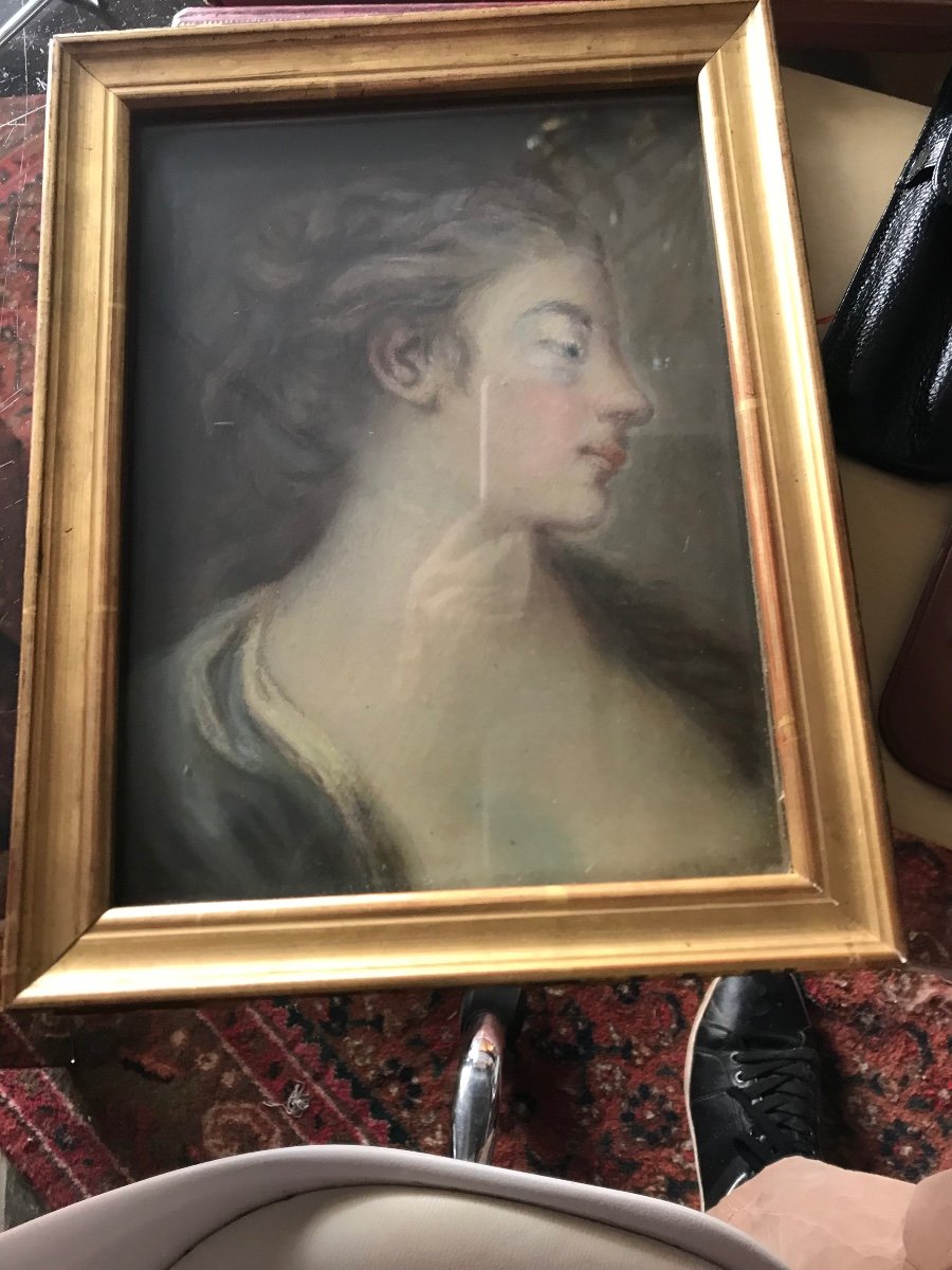 Pastel From The 18th Century From A Mounted Pair -photo-2