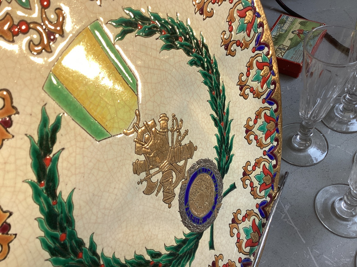 Plat en émaux de Longwy en parfait état création de M. P. Chevallier -photo-4