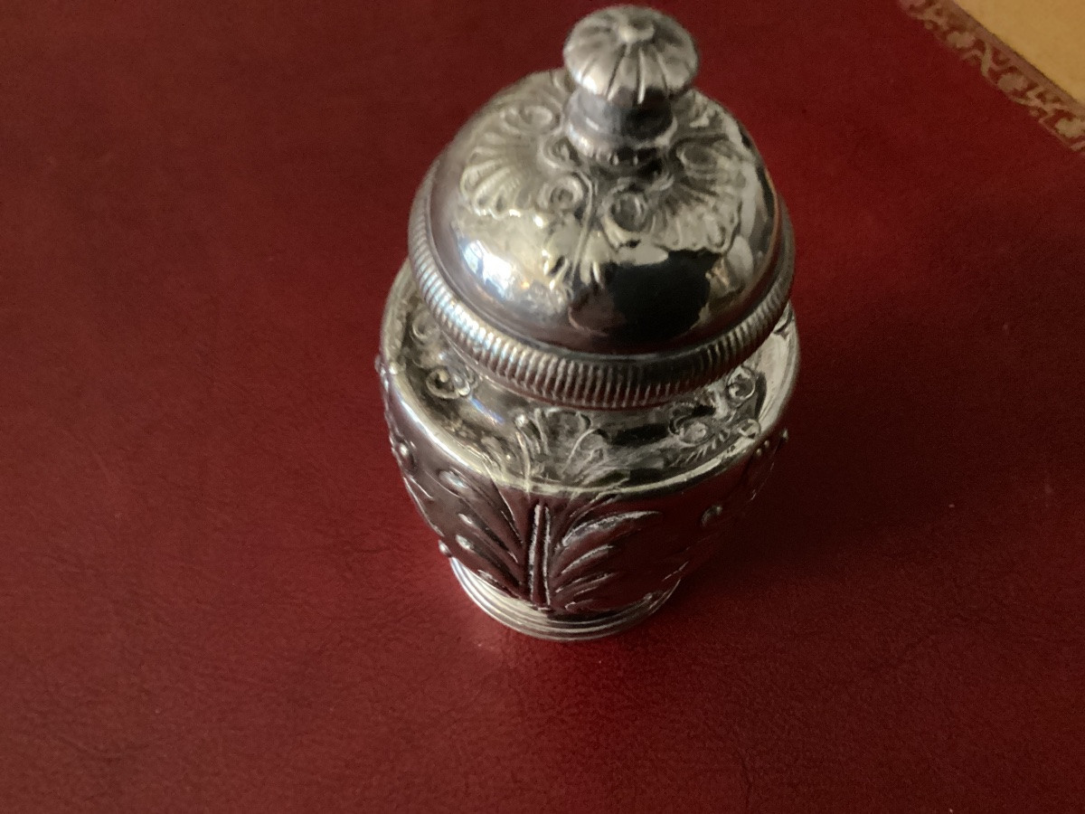 Christofle Pepper Mill From The Hotel Ritz (same Origin As The Salt Cellars), Unsigned-photo-2