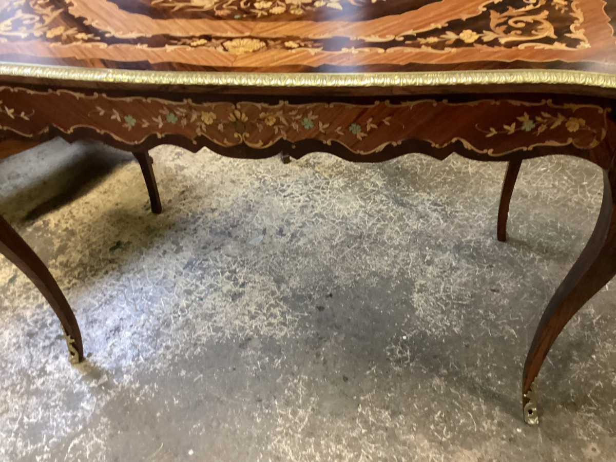Table de salon en très riche marqueterie de fleurs et de bronze doré style Louis XV XiX eme-photo-3