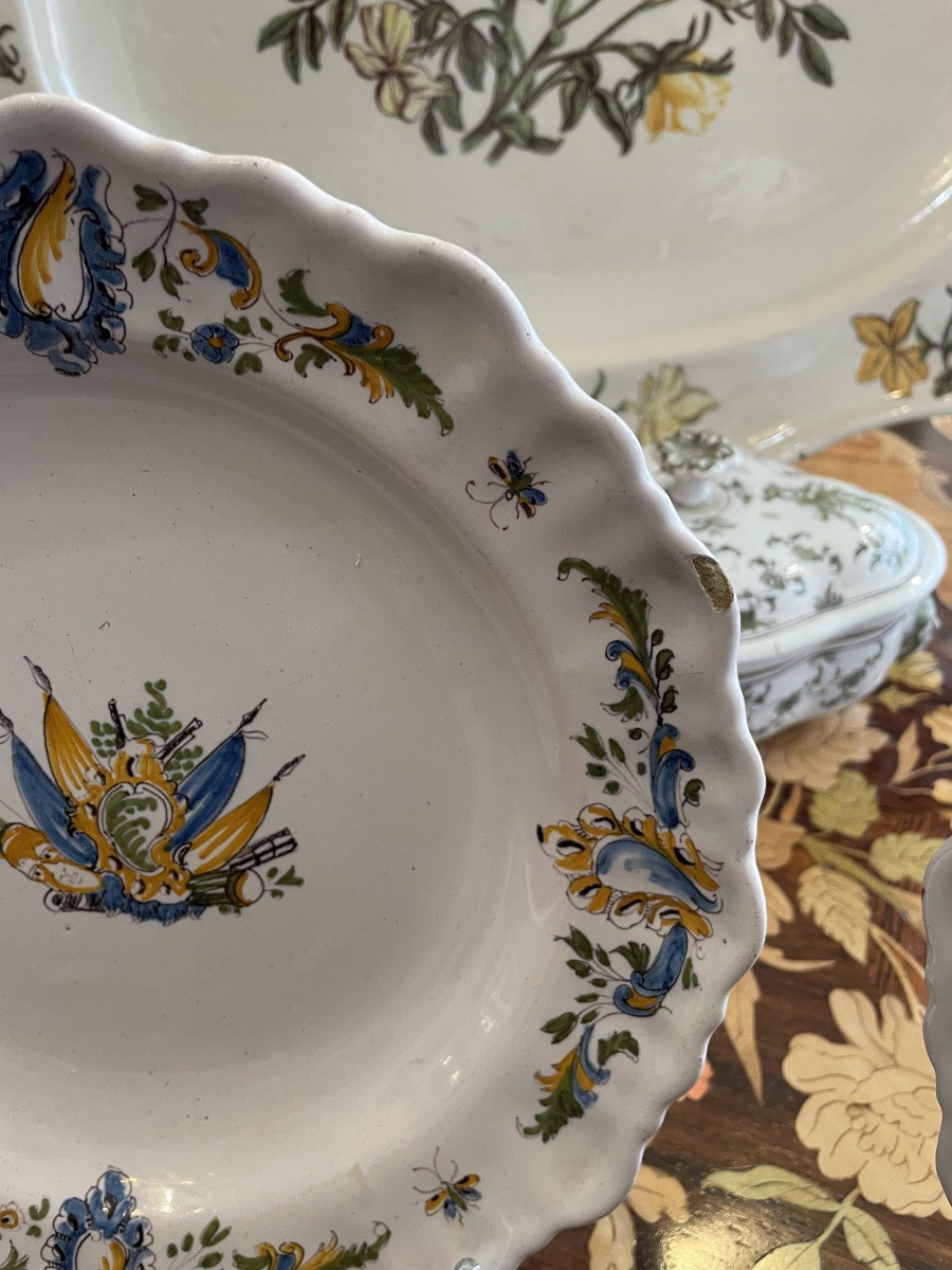 Moustiers XVIII Eme Pair Of.plates -photo-4