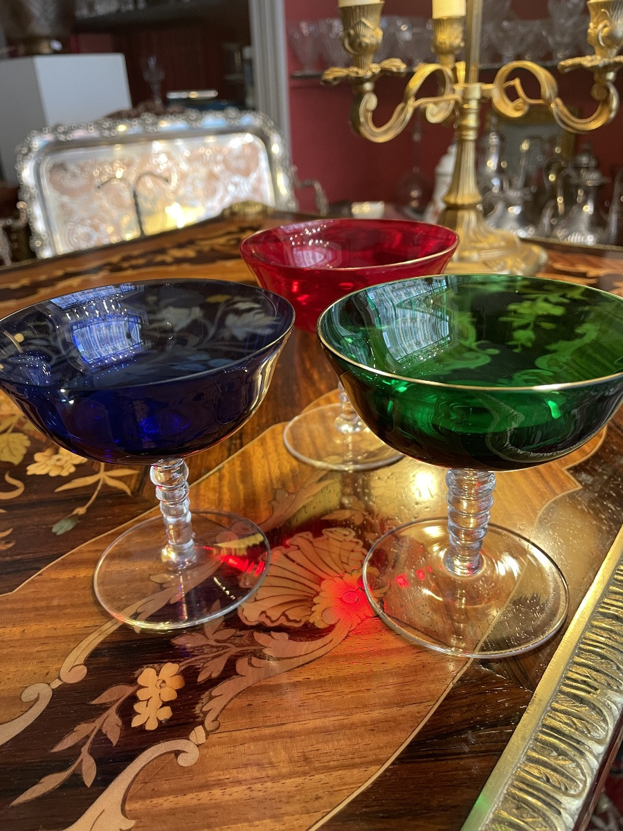 Murano Suite Of 7 Colored Champagne Glasses On Transparent Mouth-blown Feet.-photo-3