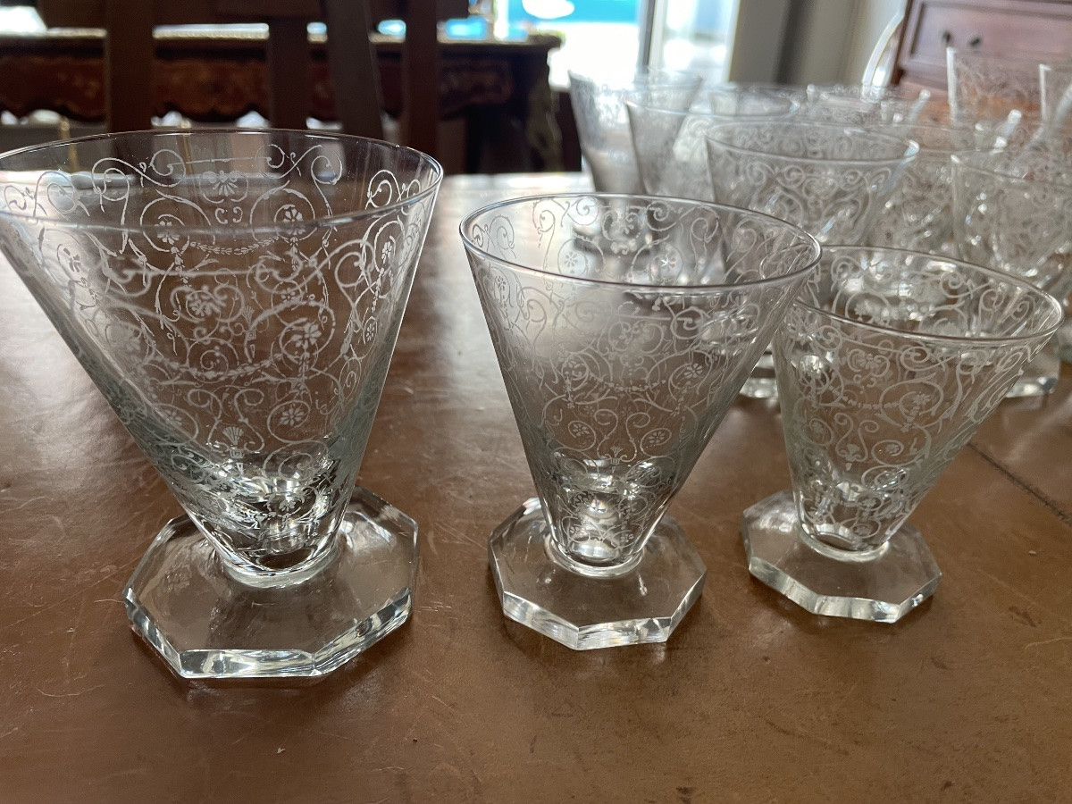 Suite Of Engraved Crystal Glasses-photo-3