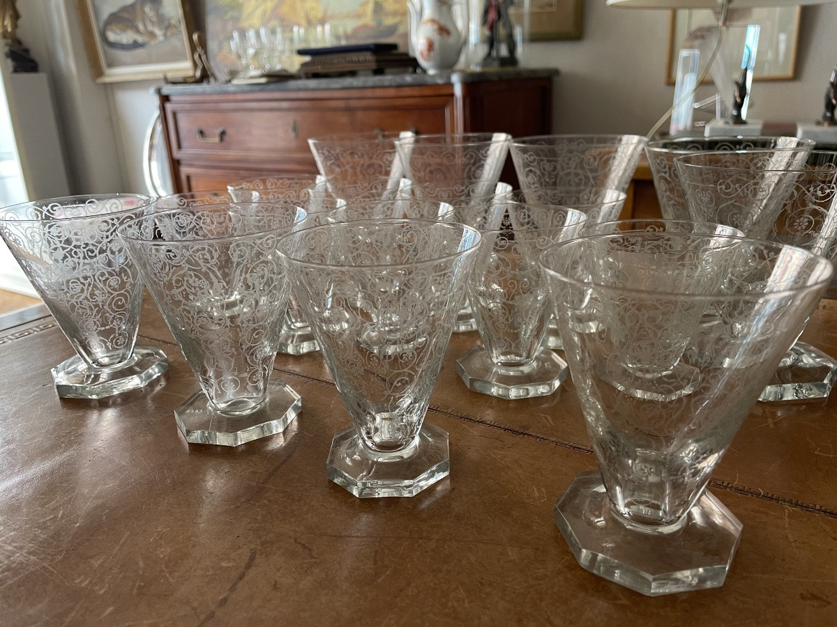 Suite Of Engraved Crystal Glasses-photo-4