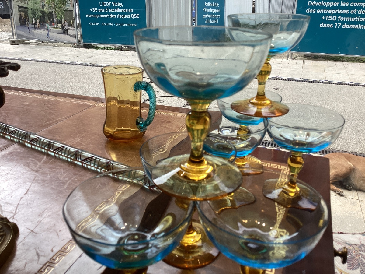 Set Of Nine Turquoise And Amber Champagne Glasses. -photo-3