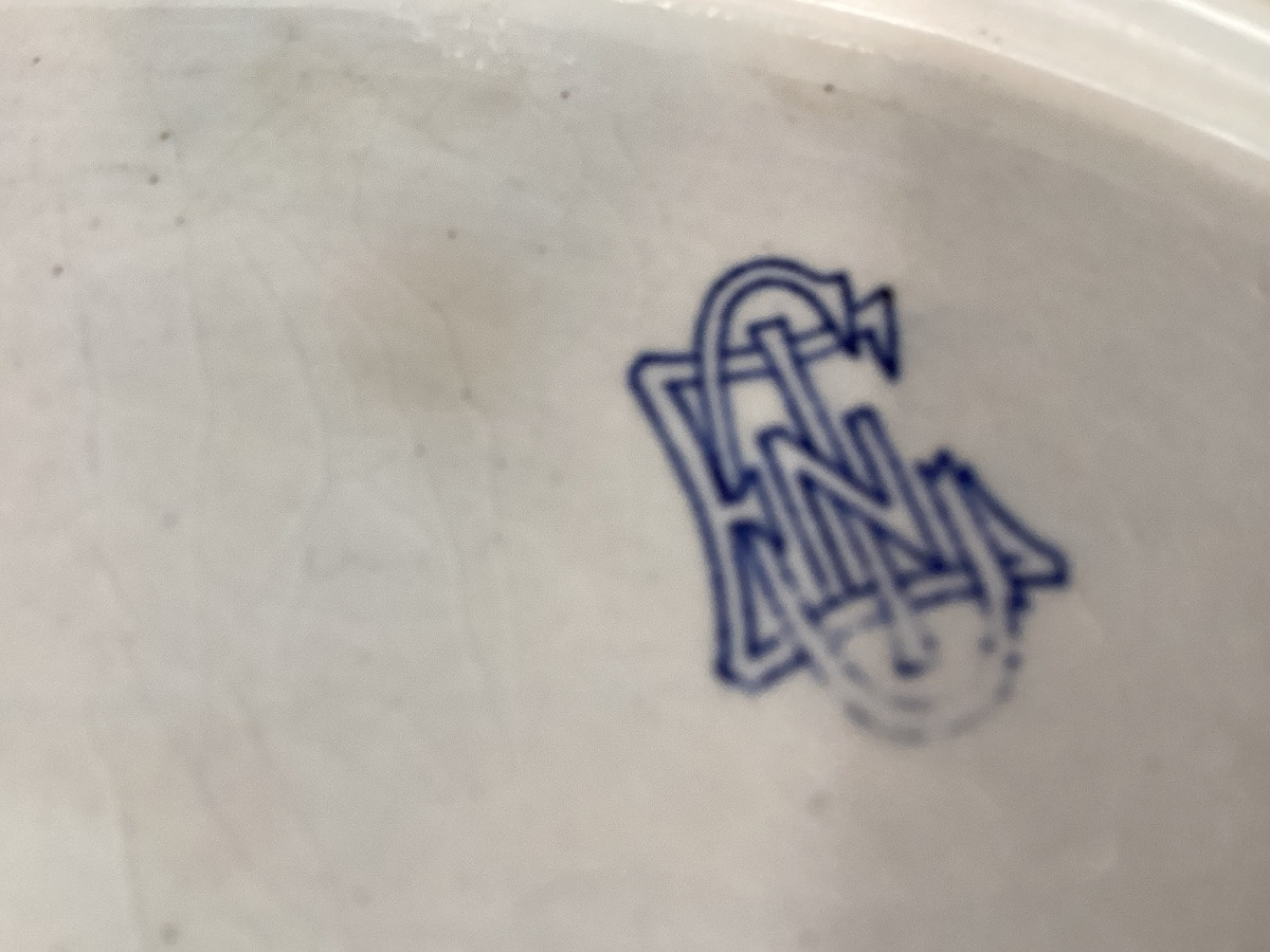 Napoleon III Gien Dinner Service, Decorated In Rouen Blue With A Large Radiating Pattern 90p-photo-4