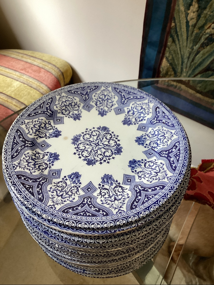 Napoleon III Gien Dinner Service, Decorated In Rouen Blue With A Large Radiating Pattern 90p-photo-1