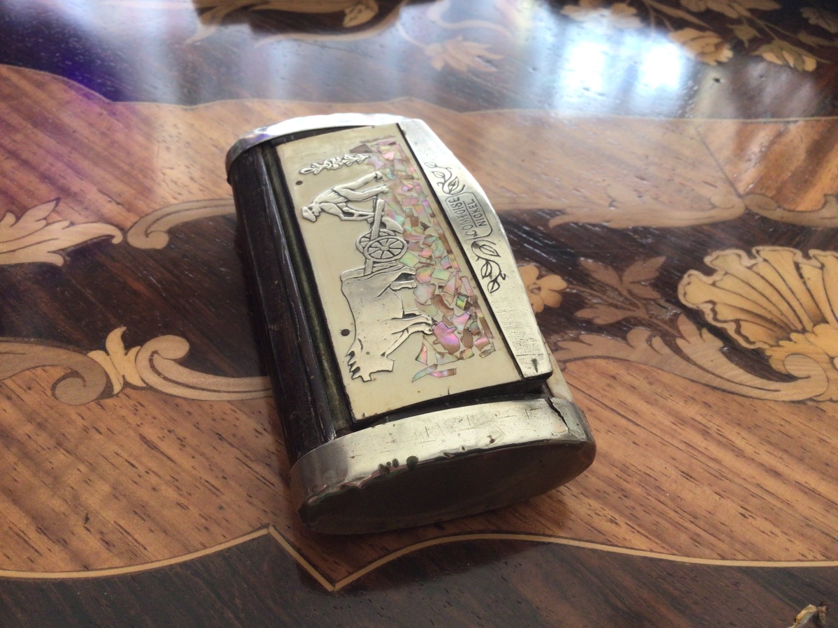Wood And Metal Snuffbox With A Bone Plate Featuring A Plowing Motif And Fine Mother-of-pearl Inlay, 19th Century-photo-4