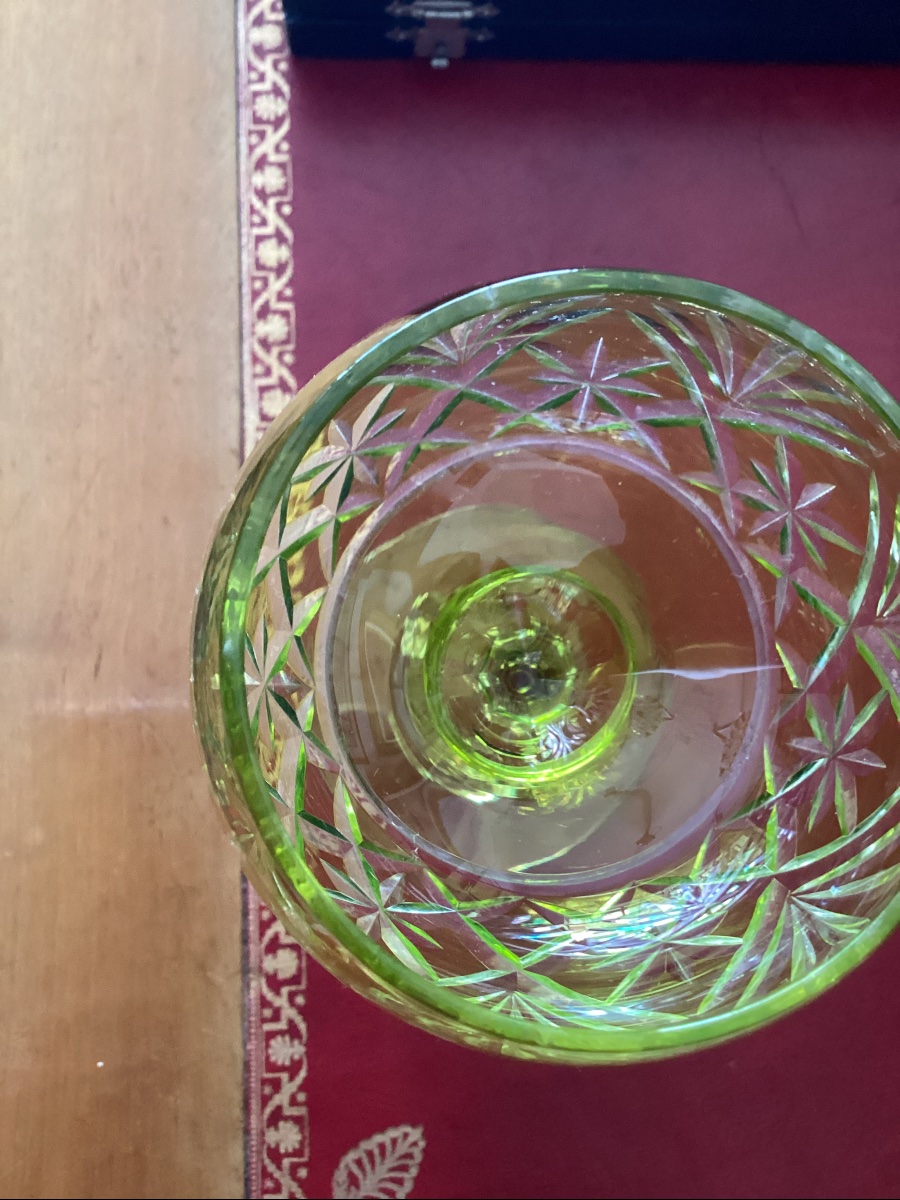 Suite de 6 verres de couleur Roemer cristal de Saint Louis un seul estampillé -photo-5