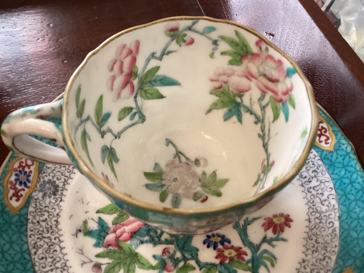 Minton  2 tasses à café et un sucrier  vendu à l’époque chez Lahoche au Palais  Royal -photo-3