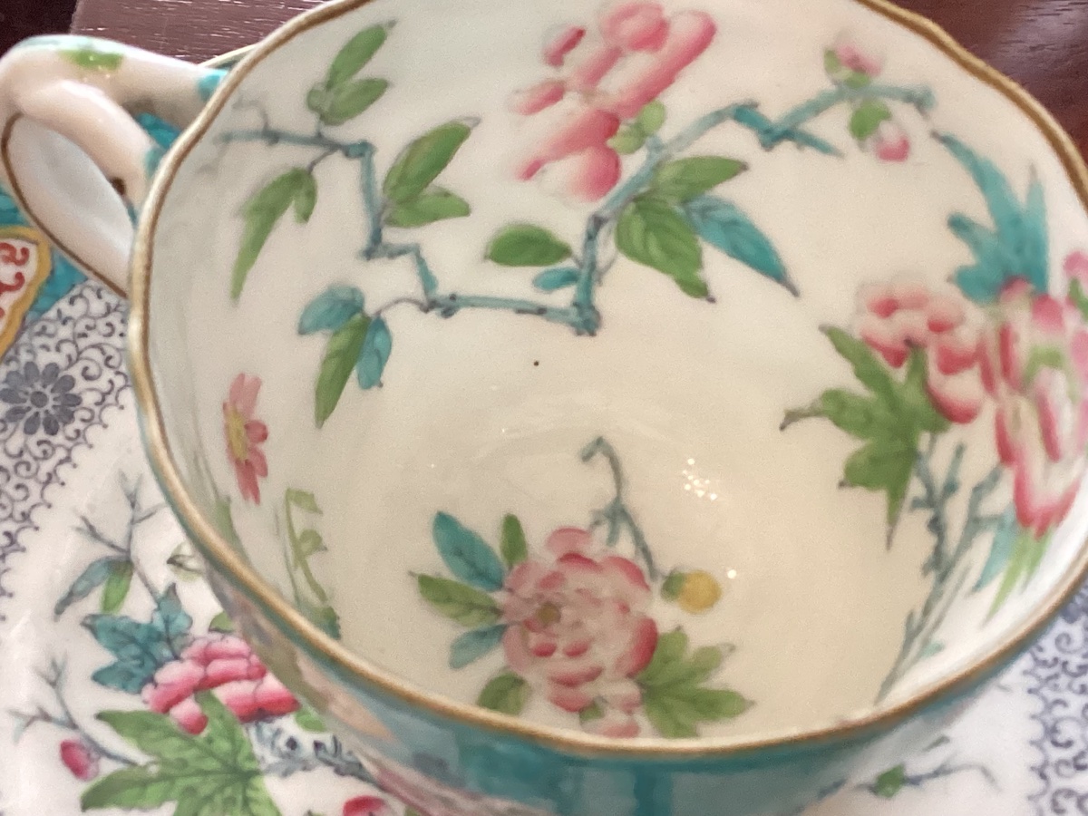 Minton  2 tasses à café et un sucrier  vendu à l’époque chez Lahoche au Palais  Royal -photo-4