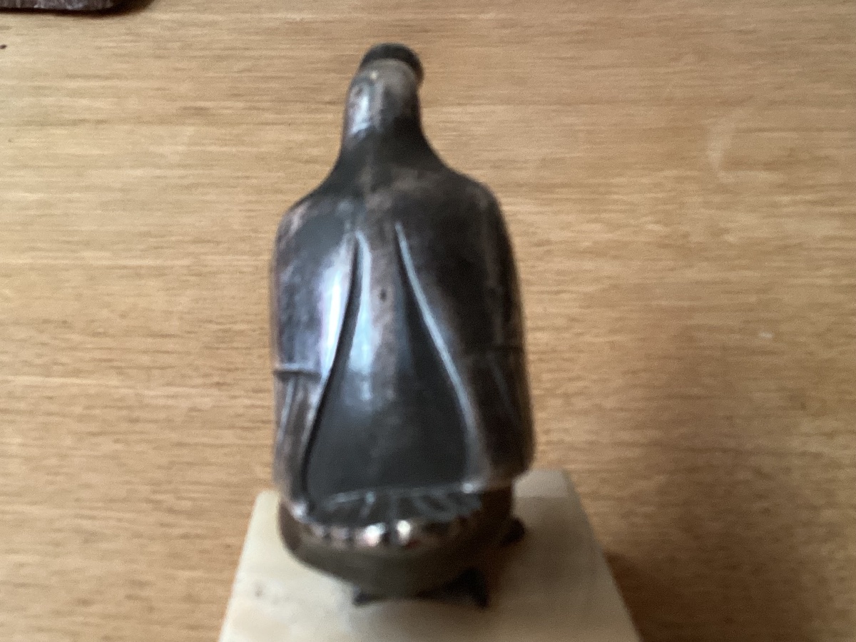 Art Deco: Oie sauvage en bronze argenté,patine d’usage, bouchon de radiateur monté sur socle-photo-1