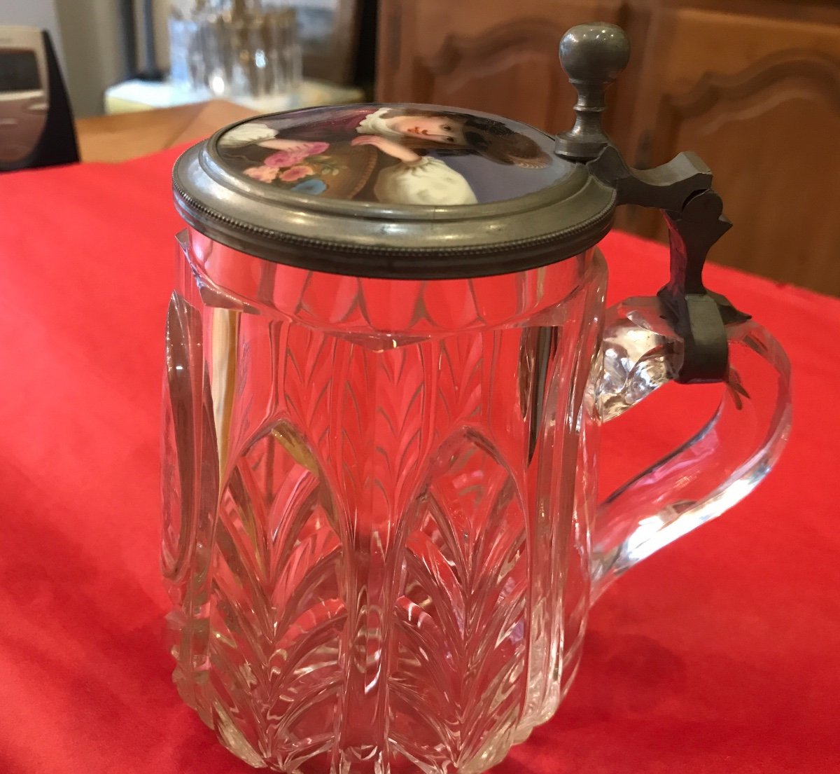 Mug In Crystal And Porcelain Engraved With The Arms Of A Princely Family-photo-1