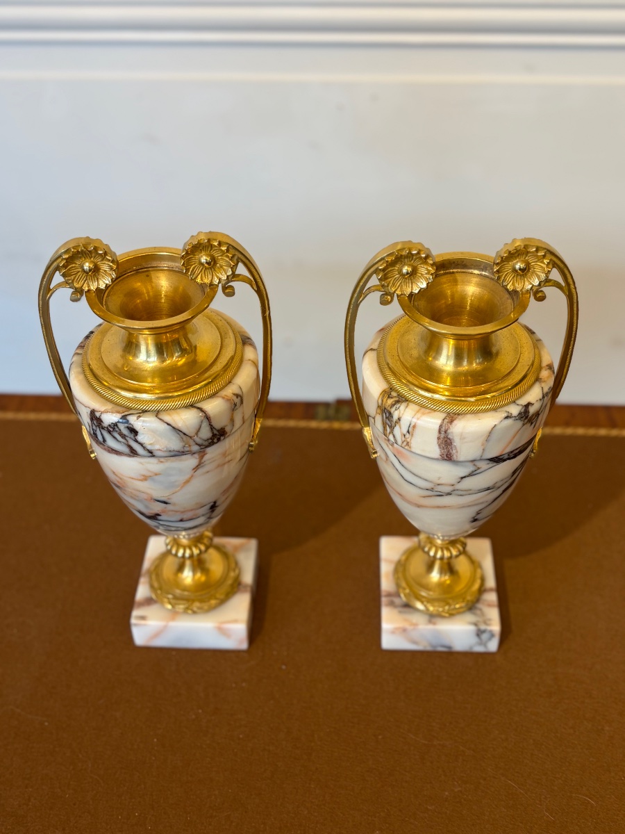 Pair Of Marble Urns -photo-2