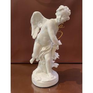 Cupidon en porcelaine 