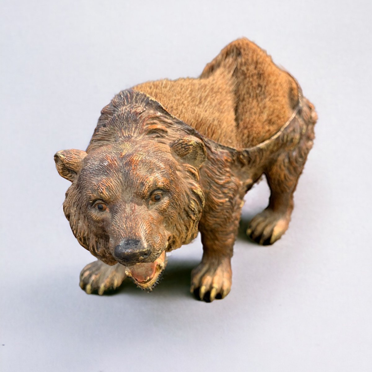 Vienna Bronze Bear Feather Wiper (geschützt)-photo-2