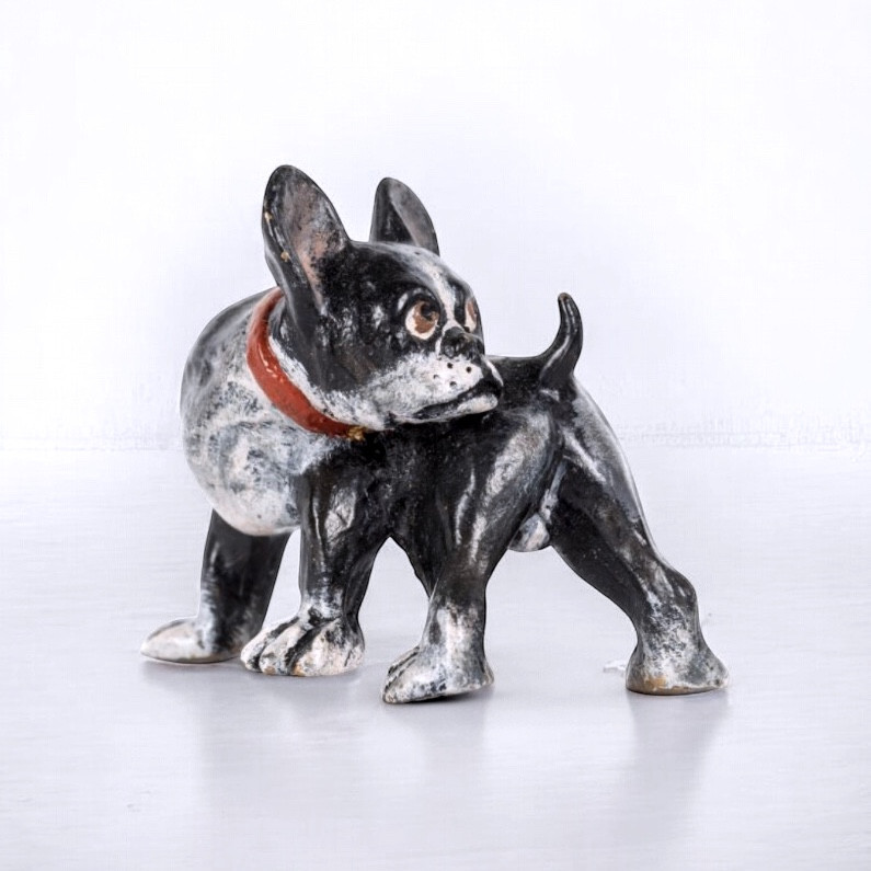 Bouledogue français retourné Bronze de Vienne Fin XIXème / Début XXe Siècle, Atelier Bergmann