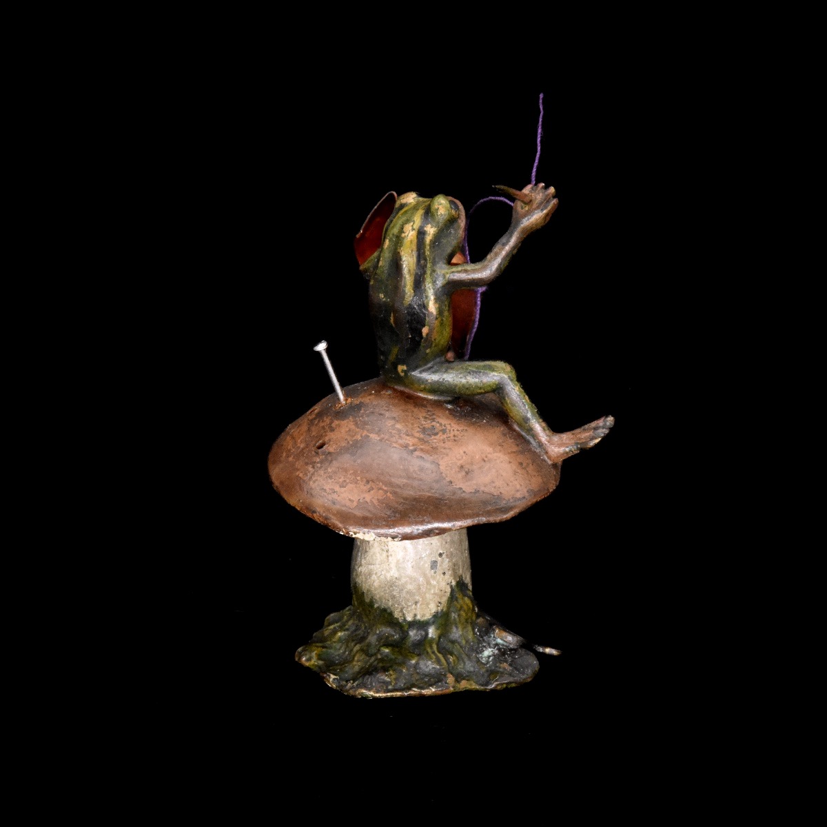 Grenouille &agrave; la couture &ndash; Bronze de Vienne fin XIXe / d&eacute;but XXe si&egrave;cle - Atelier Bergmann-photo-4