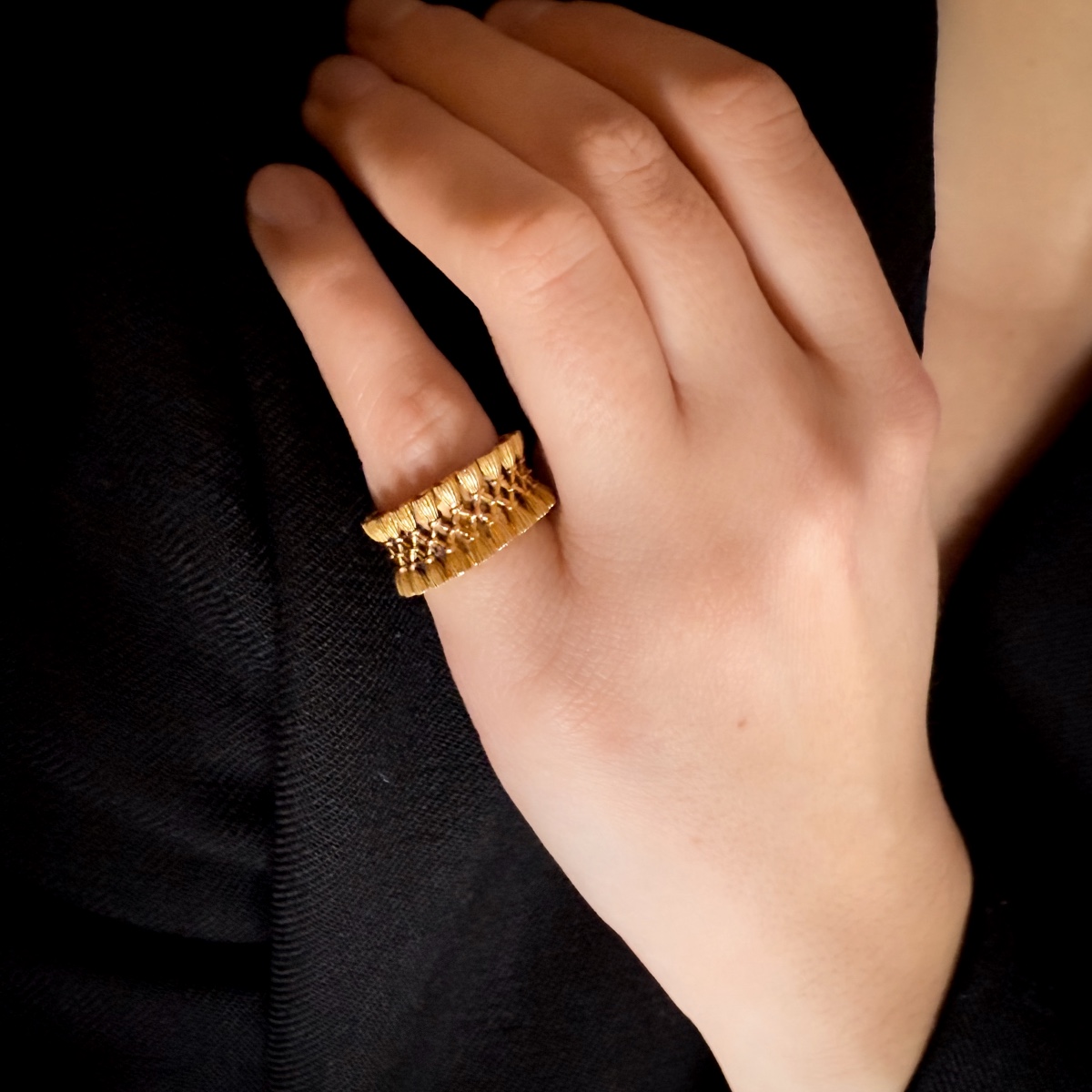 Bague Passementerie signée Boucheron-photo-2