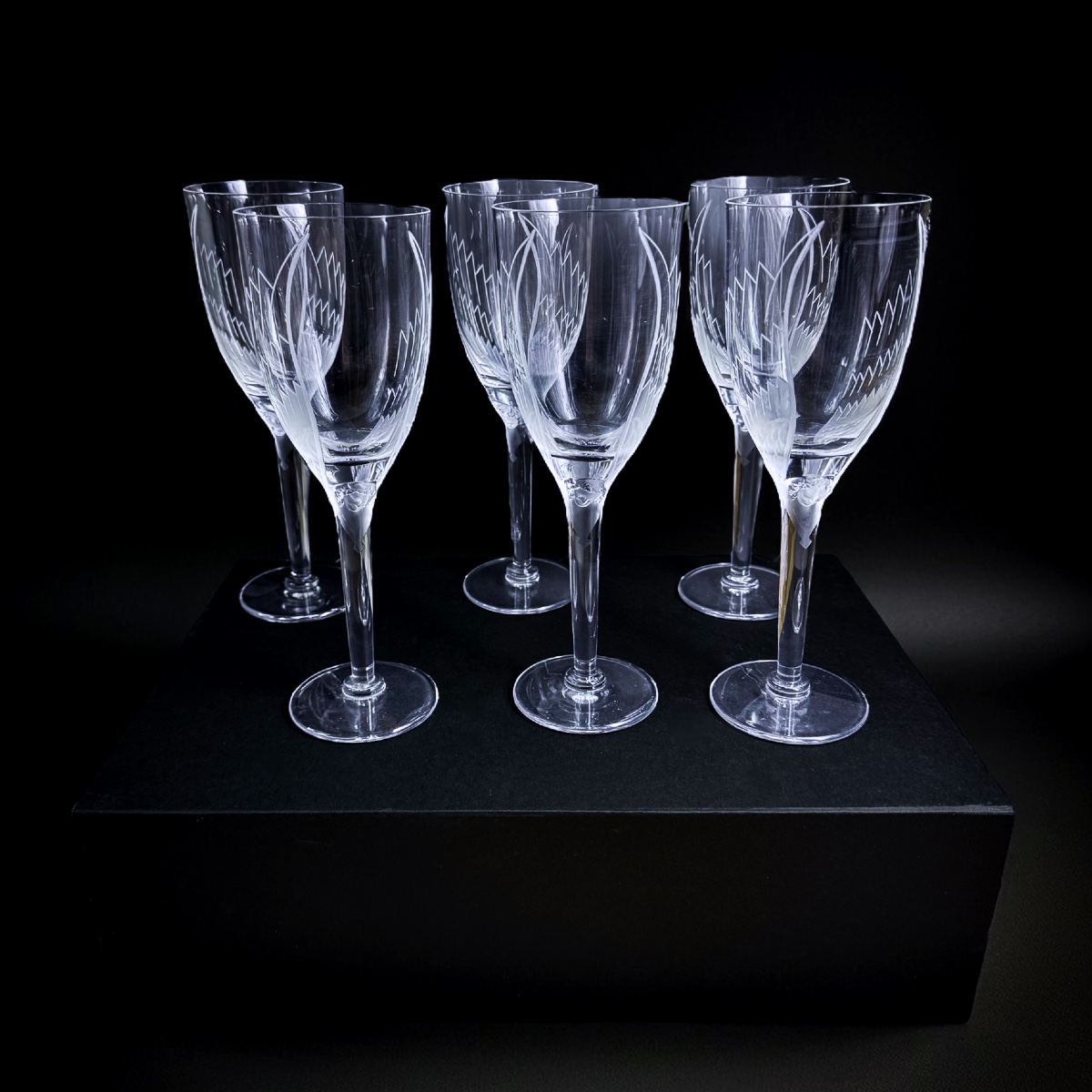 Service de 6 coupes à champagne en cristal, Modèle « Ange », Lalique France