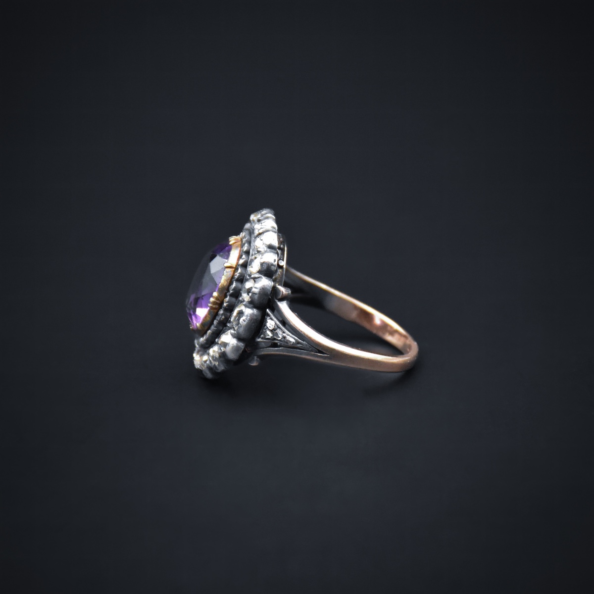 Bague améthyste et diamants - Travail fin du XIXe siècle-photo-1