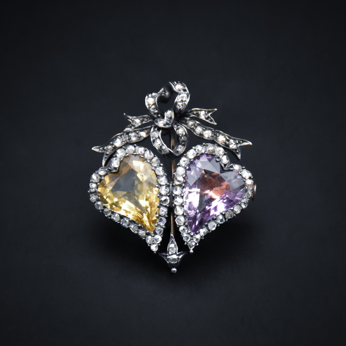Broche double cœur citrine et améthyste, début XIXe siècle