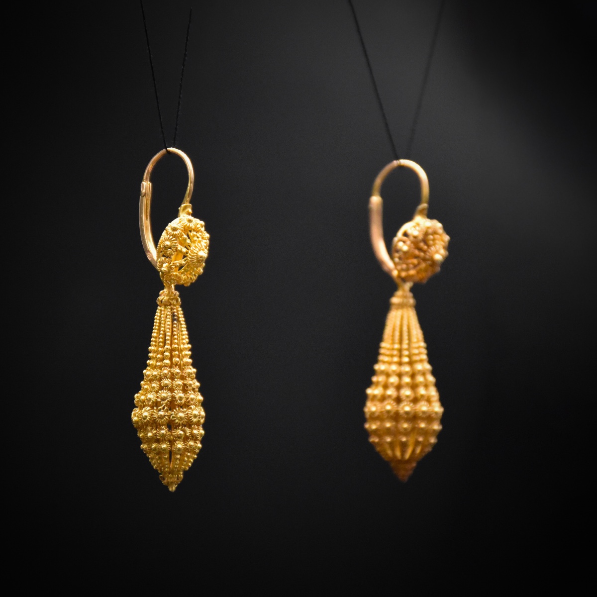 Pendants d’oreilles en cannetille et graineti d'or, Travail français entre 1819–1838-photo-2
