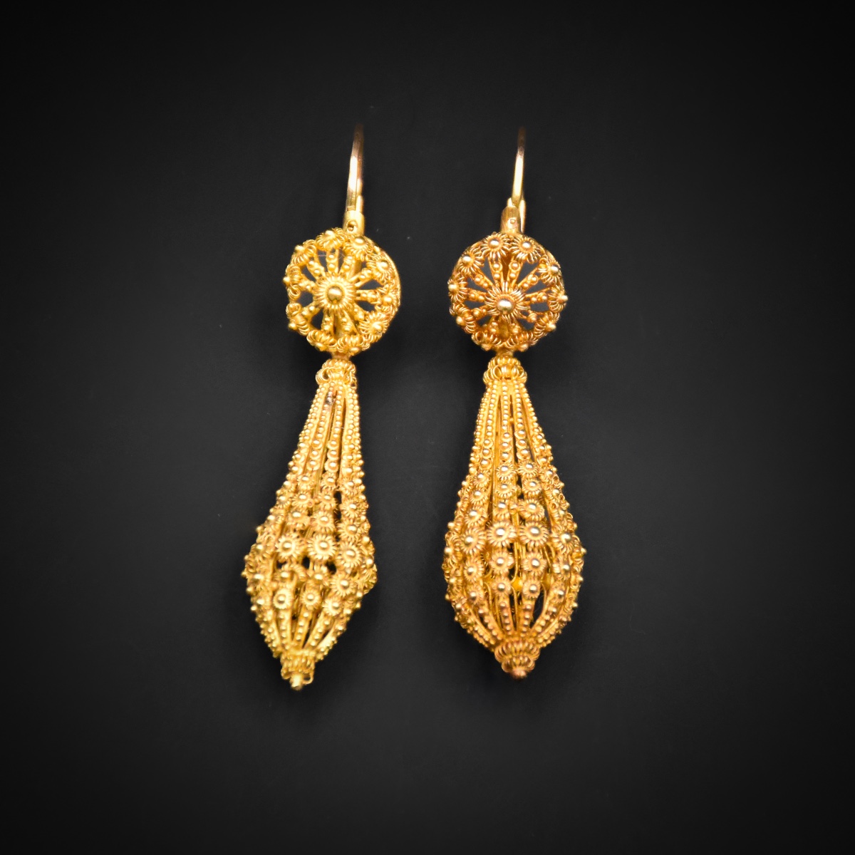 Pendants d’oreilles en cannetille et graineti d'or, Travail français entre 1819–1838-photo-3