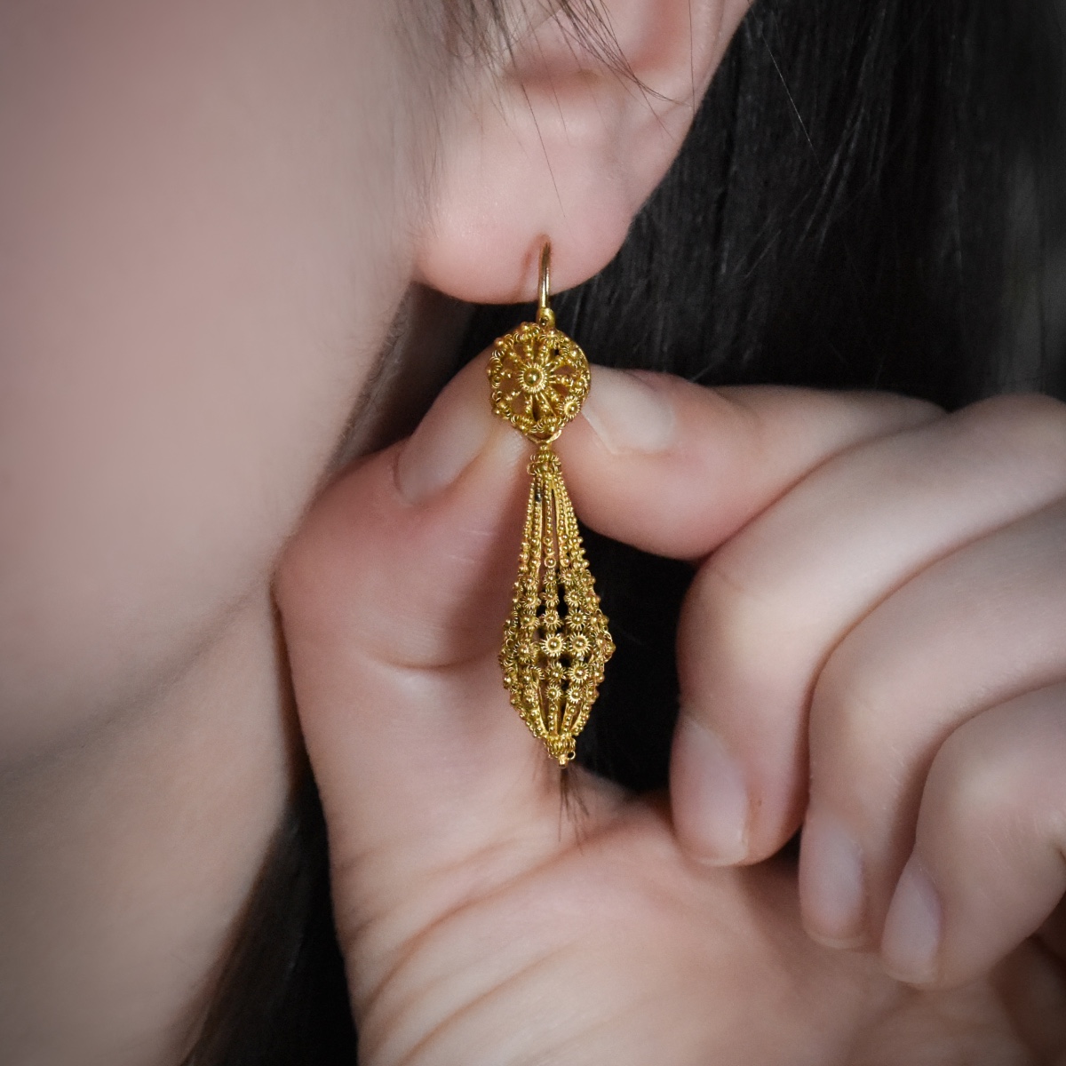 Pendants d’oreilles en cannetille et graineti d'or, Travail français entre 1819–1838-photo-4