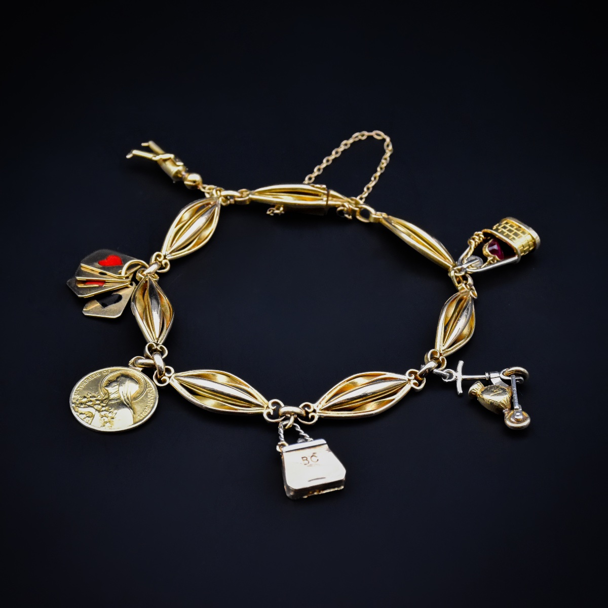 Bracelet à breloques - Travail français