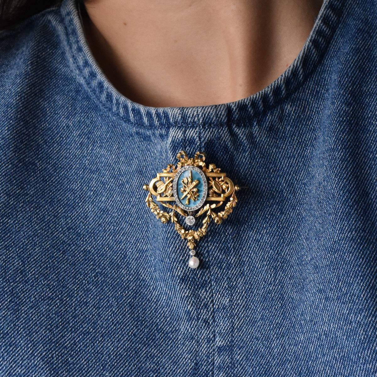 Broche-pendentif aux attributs des Arts - Gautrait pour la Maison Vever-photo-2