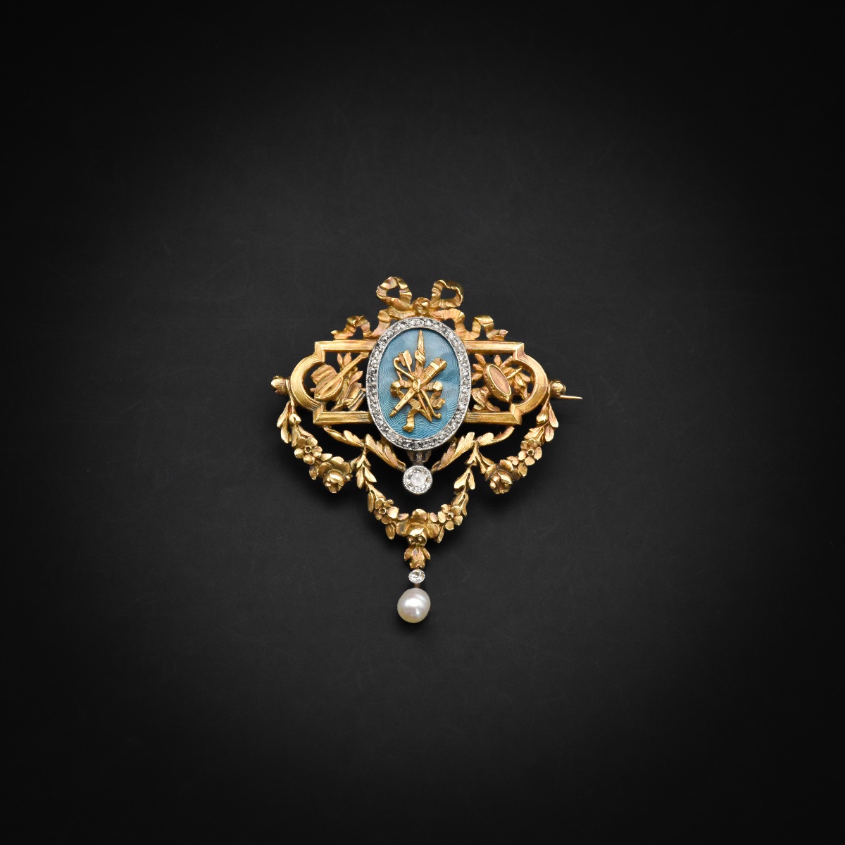 Broche-pendentif aux attributs des Arts - Gautrait pour la Maison Vever