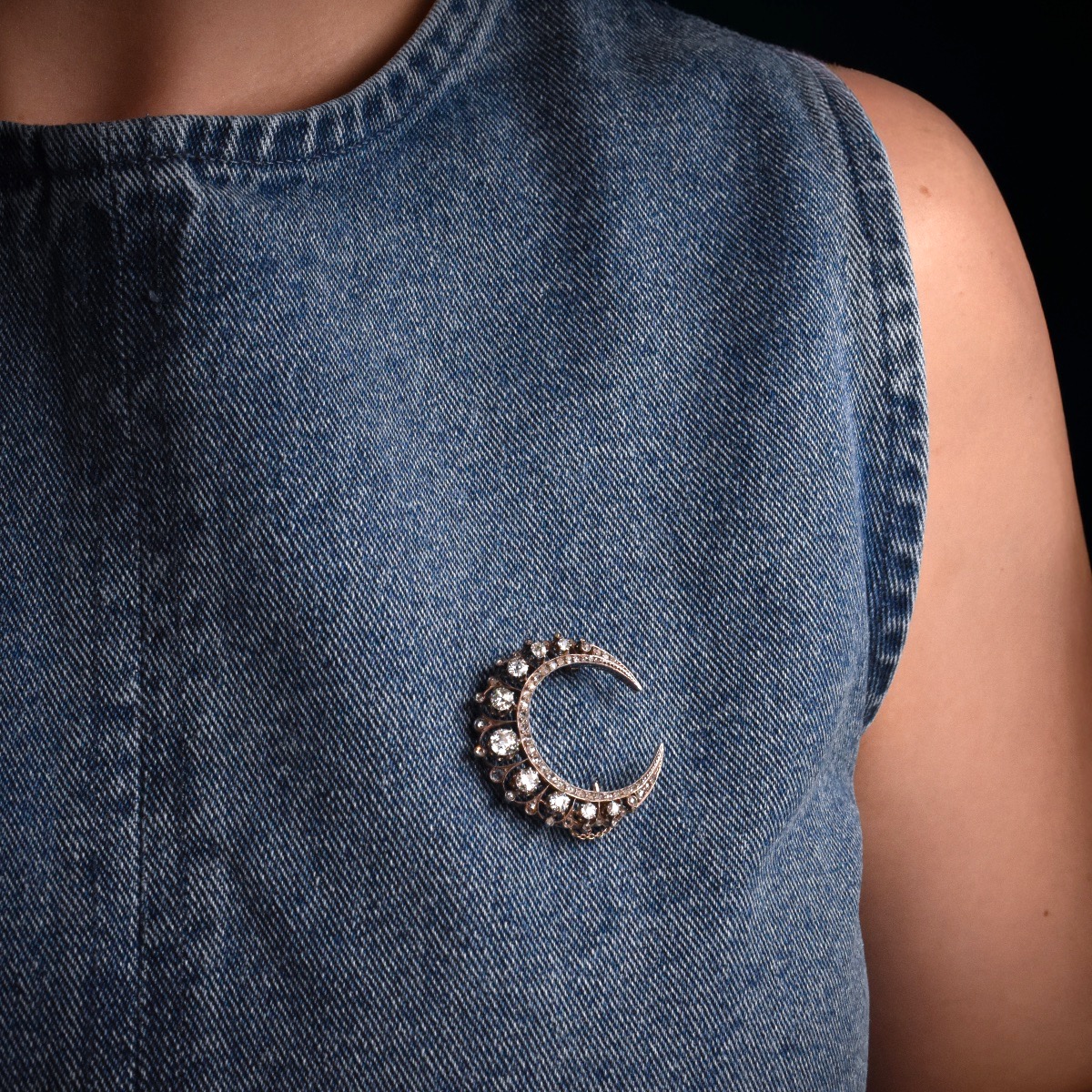 Broche croissant de lune en or, argent et diamants - Travail français, fin XIXe siècle-photo-2