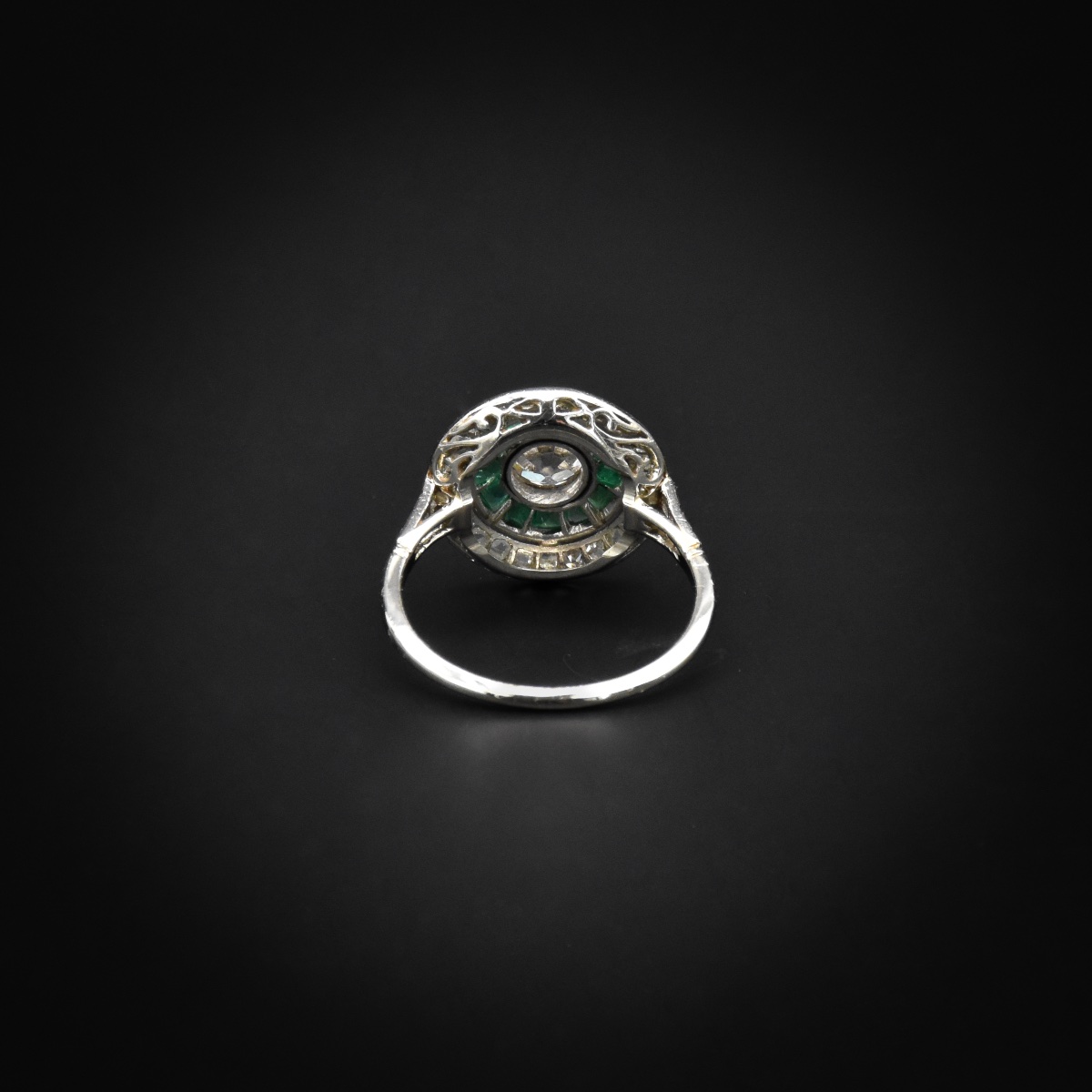 Platinum Ring With Diamonds And Calibrated Emeralds - Art Deco, Circa 1930-photo-3