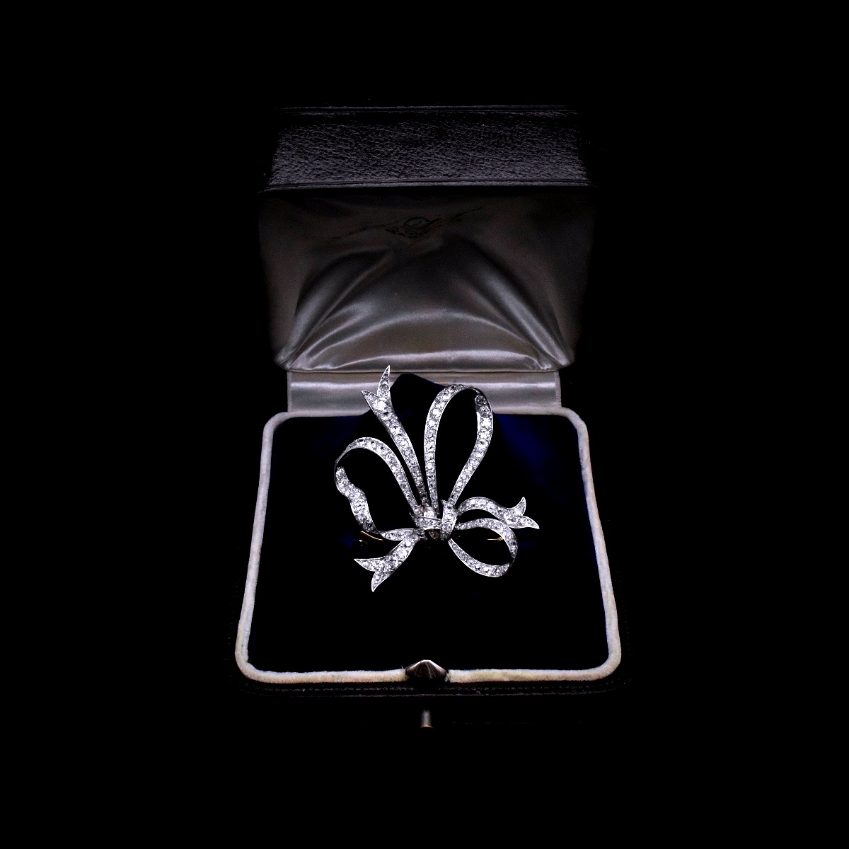 Brooch That Can Be Converted Into A Hair Ornament, Diamond Bow - Maison Noury, Circa 1890–1900